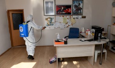 Yenişehir Belediyesi Dezenfeksiyon Çalışmalarını Sürdürüyor