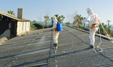 Asbestli Binada Söküm Çalışması Başladı