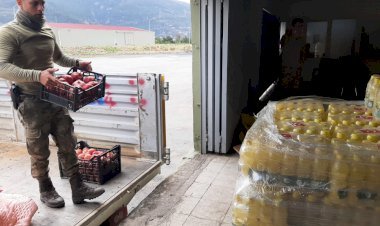 Sınır Ötesi Operasyon Bölgesindeki Mehmetçiklerimize Gönderilmek Üzere Yola Çıkan Ürünler Teslim Edildi