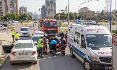 Mersin Büyükşehir’den Gerçek Gibi Kaza Tatbikatı