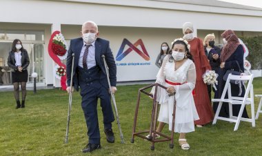 Sevgi Engel Tanımadı, Başkan Seçer Bu Mutluluğa Ortak Oldu