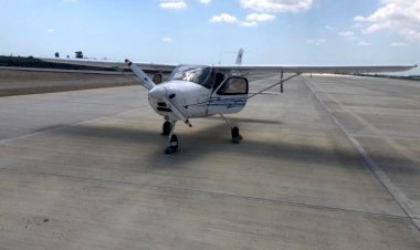 Eğitim uçağı, inşaatı süren Çukurova Havalimanına acil iniş yaptı