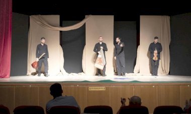 Şehir Tiyatrosu Turneleriyle Vatandaşlarla Buluşuyor