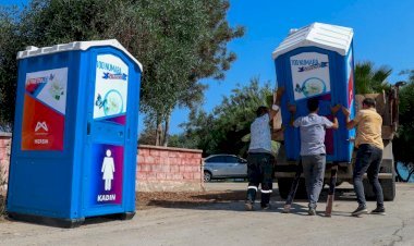 Mersin Büyükşehir’den Sahil Şeridine Seyyar Tuvalet