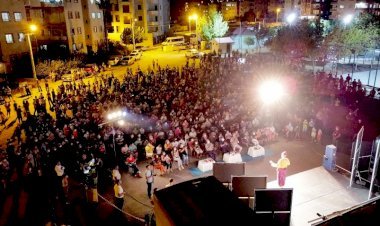 Tarsus’ta Açık Havada Tiyatro Keyfi