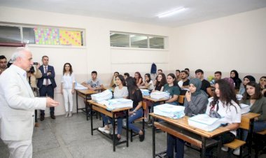 Akdeniz  Belediyesi’nden Üniversite  Hayali  Kuran  Gençlere  Büyük  Destek