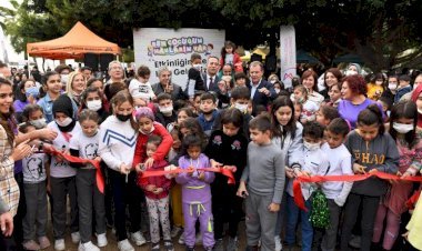 Başkan Seçer,  Çocuk Hakları Parkı’nın Açılışını Çocuklarla Yaptı