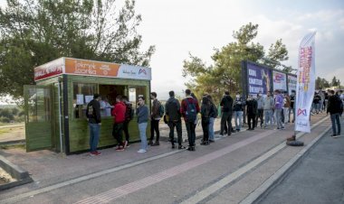 “1 Ekmek  1 Çorba Ve “Mahalle  Mutfakları” Üniversite Önlerinde