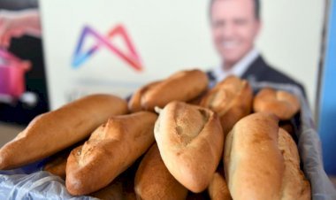 Mersin Büyükşehir, İhtiyaç Sahibi Vatandaşlara Ücretsiz Ekmek Dağıtımına Başladı