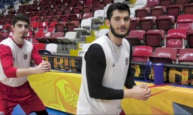 Büyükşehir MSK Erkek Basketbol Takımı’nda Moraller Yerinde