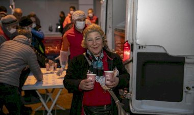 Adliye Önünde 1350 Kişilik Çorba İkramı