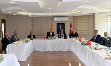 Vali Su, Mersin-Tarsus OSB Müteşebbis Heyet Toplantısına Başkanlık Etti