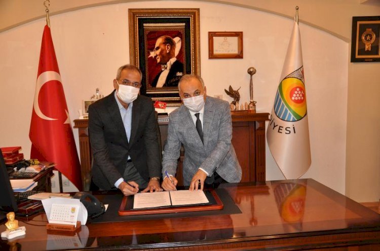 Tarsus’ta Esnaf-Belediye Eğitim Ve İş Birliği Protokolü