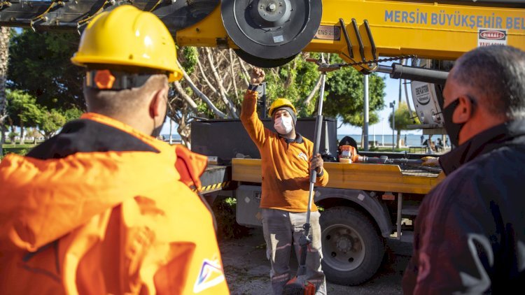 Park Bahçeler Budama Ekibine Eğitim Verildi