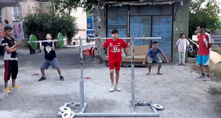 Geleceğin Sporcuları Sokakta Yetişiyor