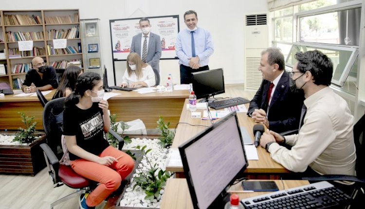 Başkan Seçer, Büyükşehir’in Üniversite Tercih Danışmanlığı Desteğinden Faydalanan Öğrencilerle Buluştu