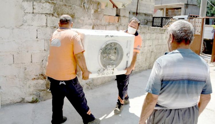 Mersin Büyükşehir, Zor Günlerde Vatandaşın Yanında Olmaya Devam Ediyor