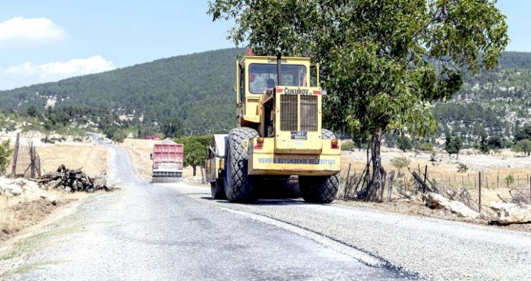 Mersin Büyükşehir, Ovadan Kırsala Her Noktada Çalışıyor