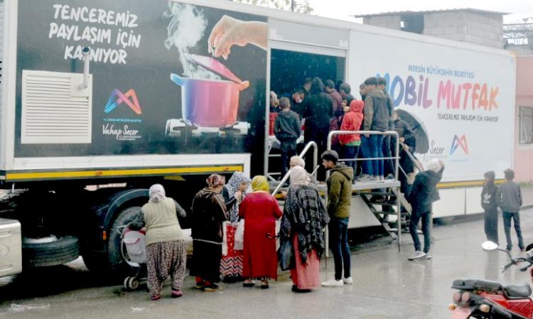Mersin Büyükşehir, Mahalle Mutfakları İle Sofralara Bereket Olmaya Devam Ediyor