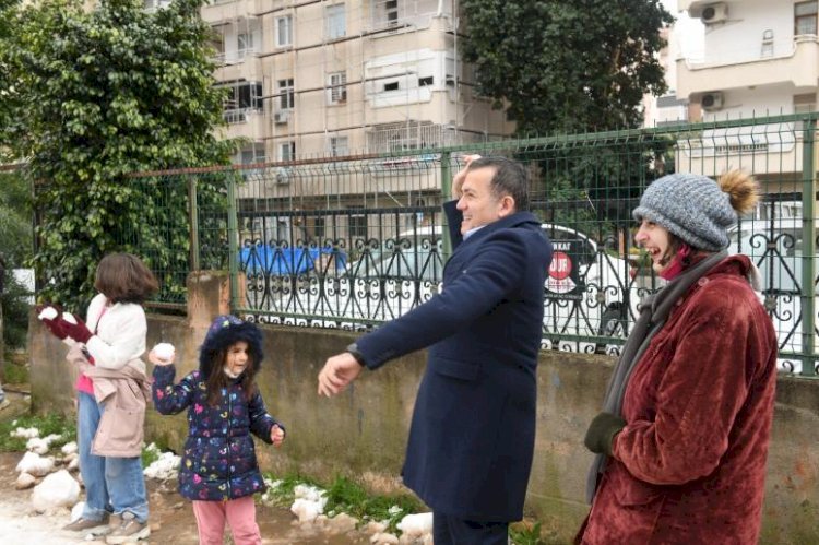Yenişehir Belediyesi çocuklara kar sevinci yaşattı
