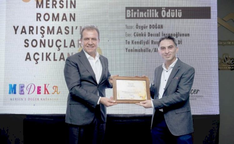 Roman Yarışması'nın Birincisi Yazar Özgür Doğan Oldu