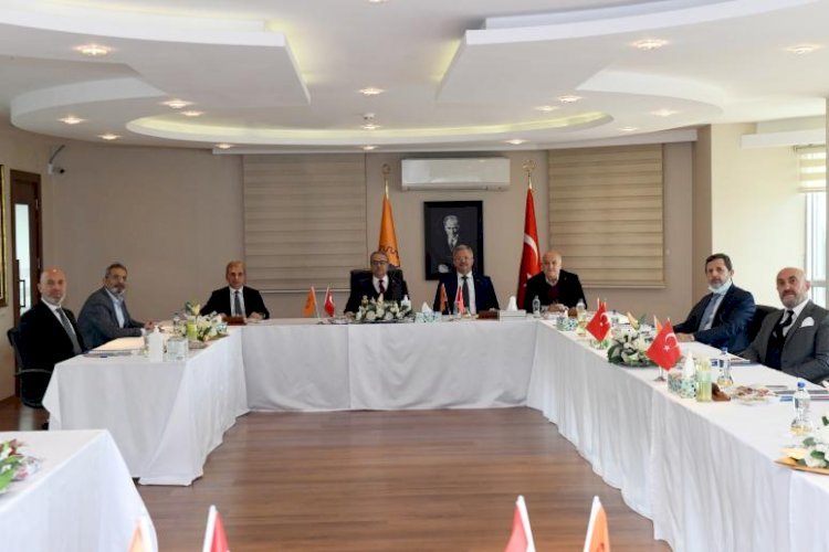 Vali Su, Mersin-Tarsus OSB Müteşebbis Heyet Toplantısına Başkanlık Etti