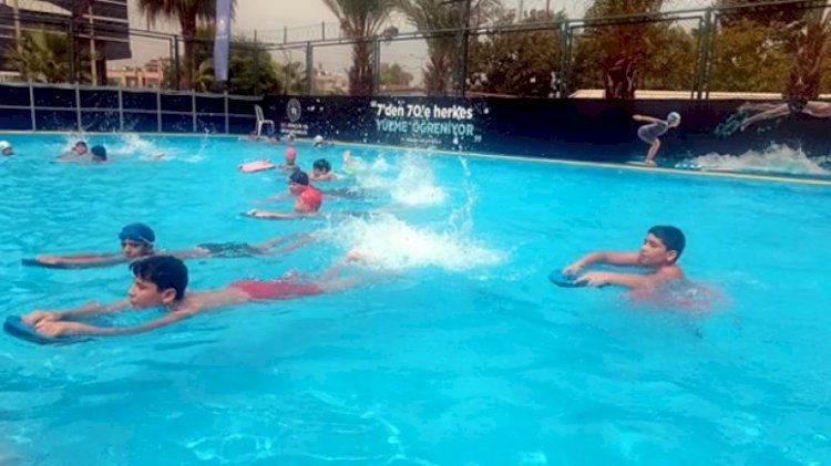 Akdeniz’de Ücretsiz Yüzme Kursları Başlıyor