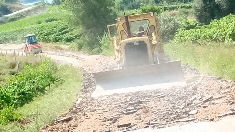 AKÇAKOCALI'NIN, YAŞADIĞI YOL SORUNU BÜYÜKŞEHİR’LE ÇÖZÜME KAVUŞUYOR